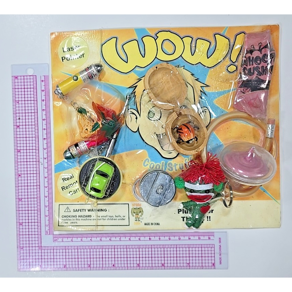 Vintage‎ Vending Display Board Wow! Toys 0548